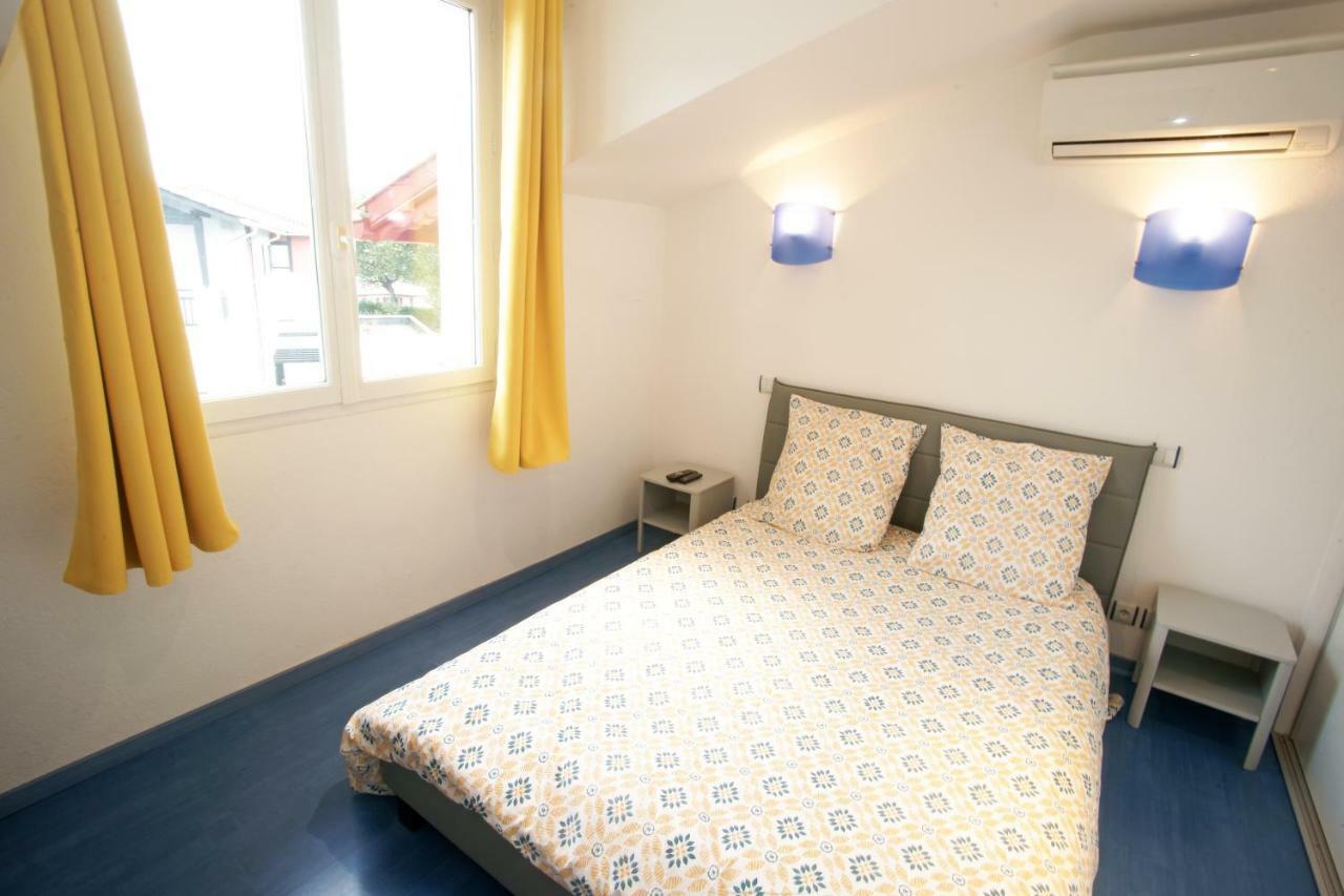 T2 Ideal Curiste Ou Vacanciers Au Centre De Cambo Exterior photo